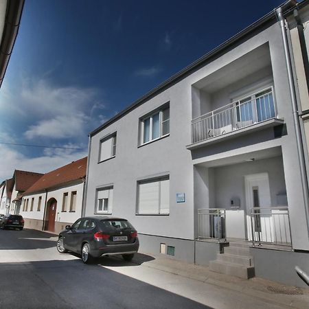 Zentrum 2 Moerbisch Mörbisch am See Exteriör bild